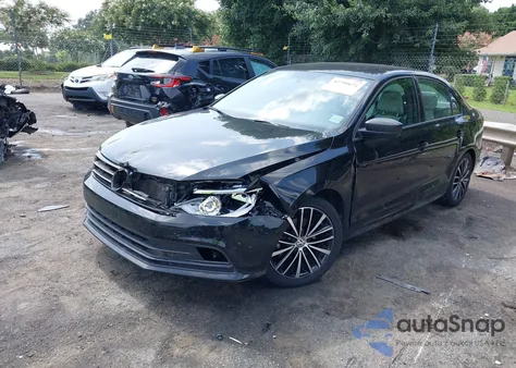 2016 Volkswagen Jetta 1.8T Sport z USA, uszkodzony, nr VIN 3VWD17AJ7GM407509